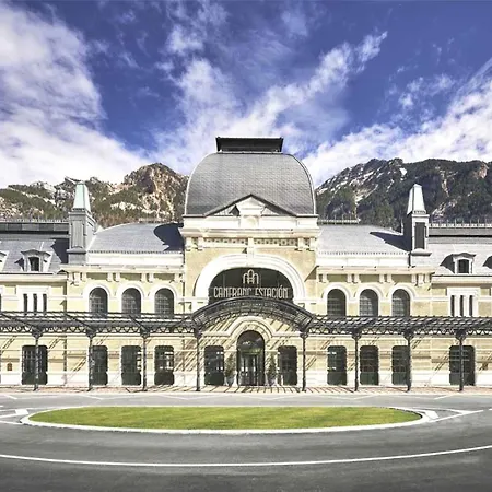 Lirios, Pirineo Aragones Semesterbostad Borau